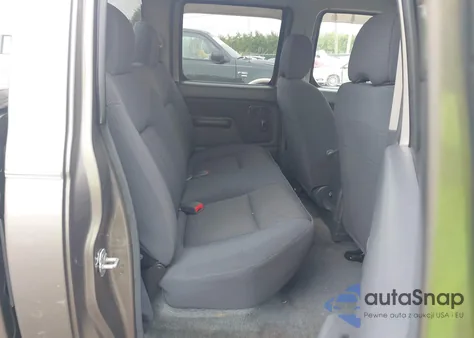 2004 Nissan Frontier Sc-V6 from USA, damaged, VIN 1N6MD29YX4C402913